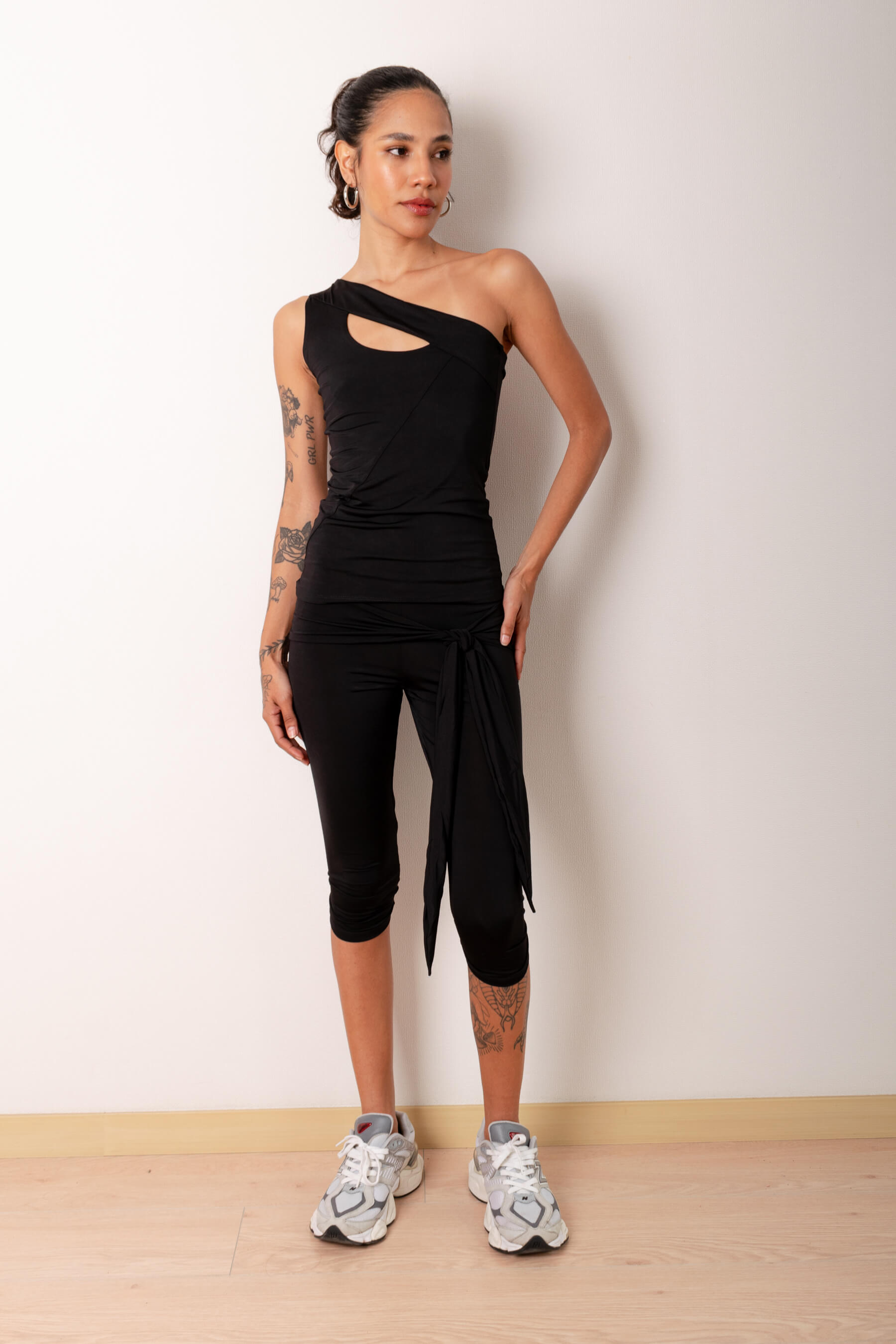 SET LESLIE NEGRO