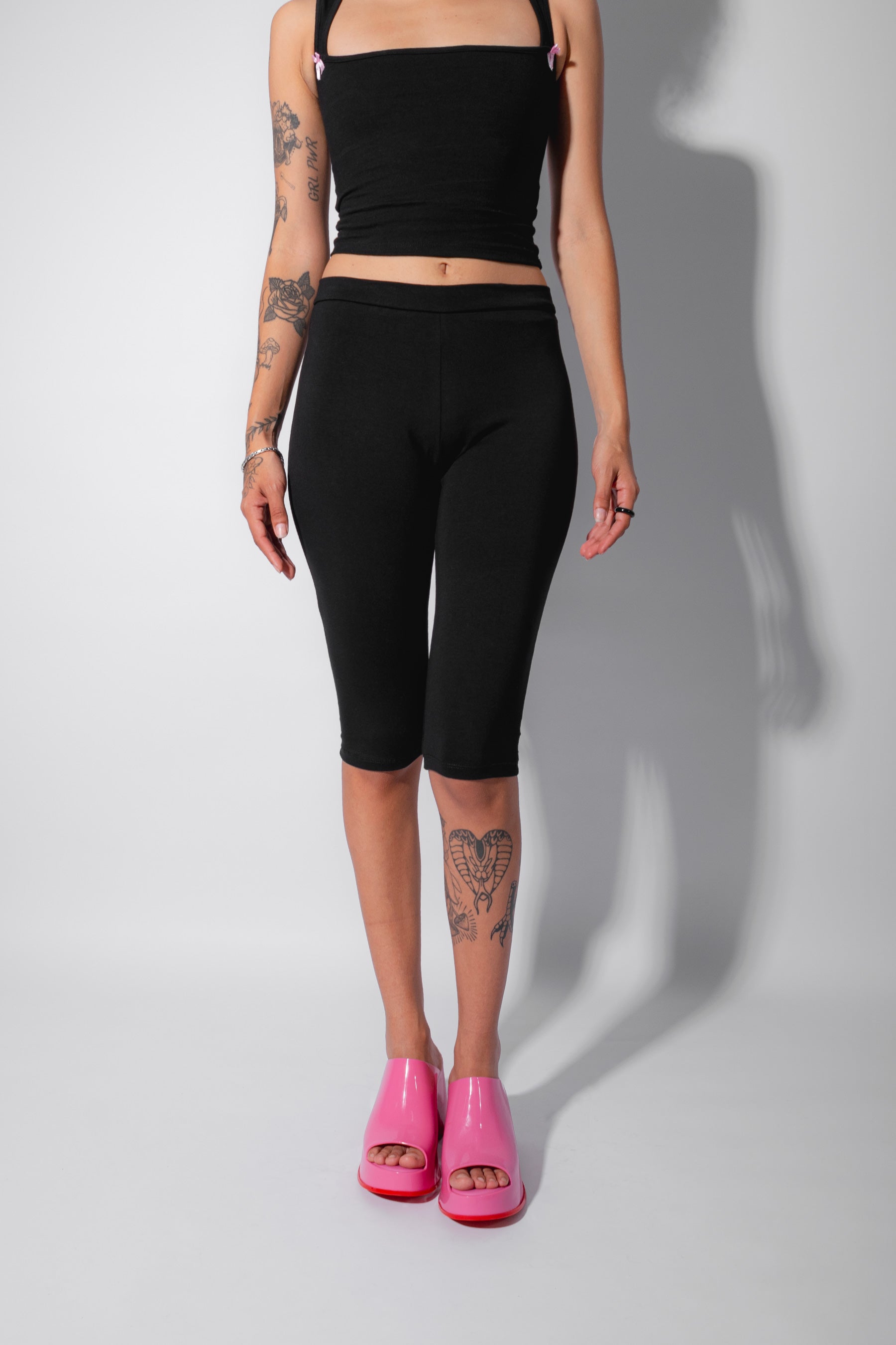 PANT CAPRI NEGRO
